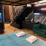 Lux 114